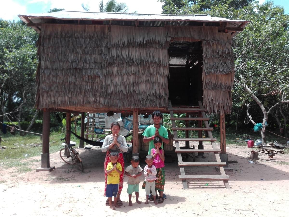 MTRF thanks Rob Burge & Seonkyoung An for donating building materials for the home pictured, that was built by this Cambodian family & their friends.